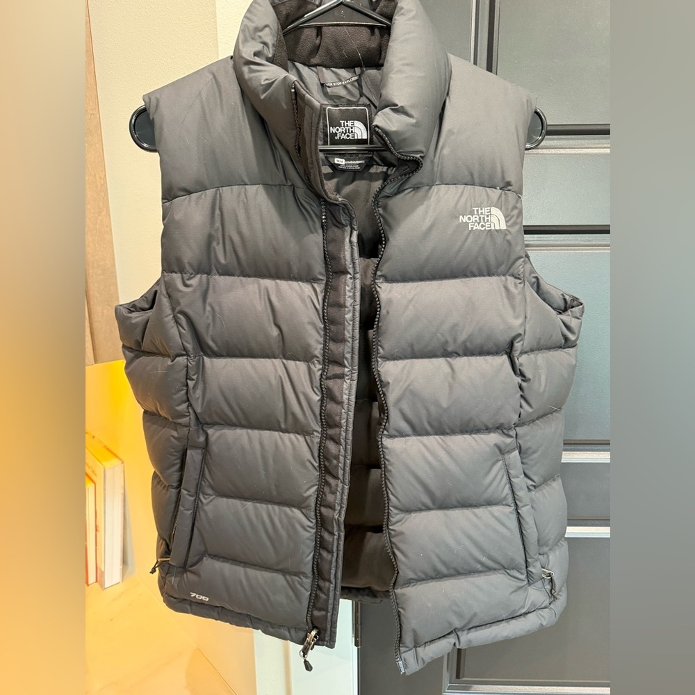 The North Face Black Insulated Women's Jacket - Logo Detail